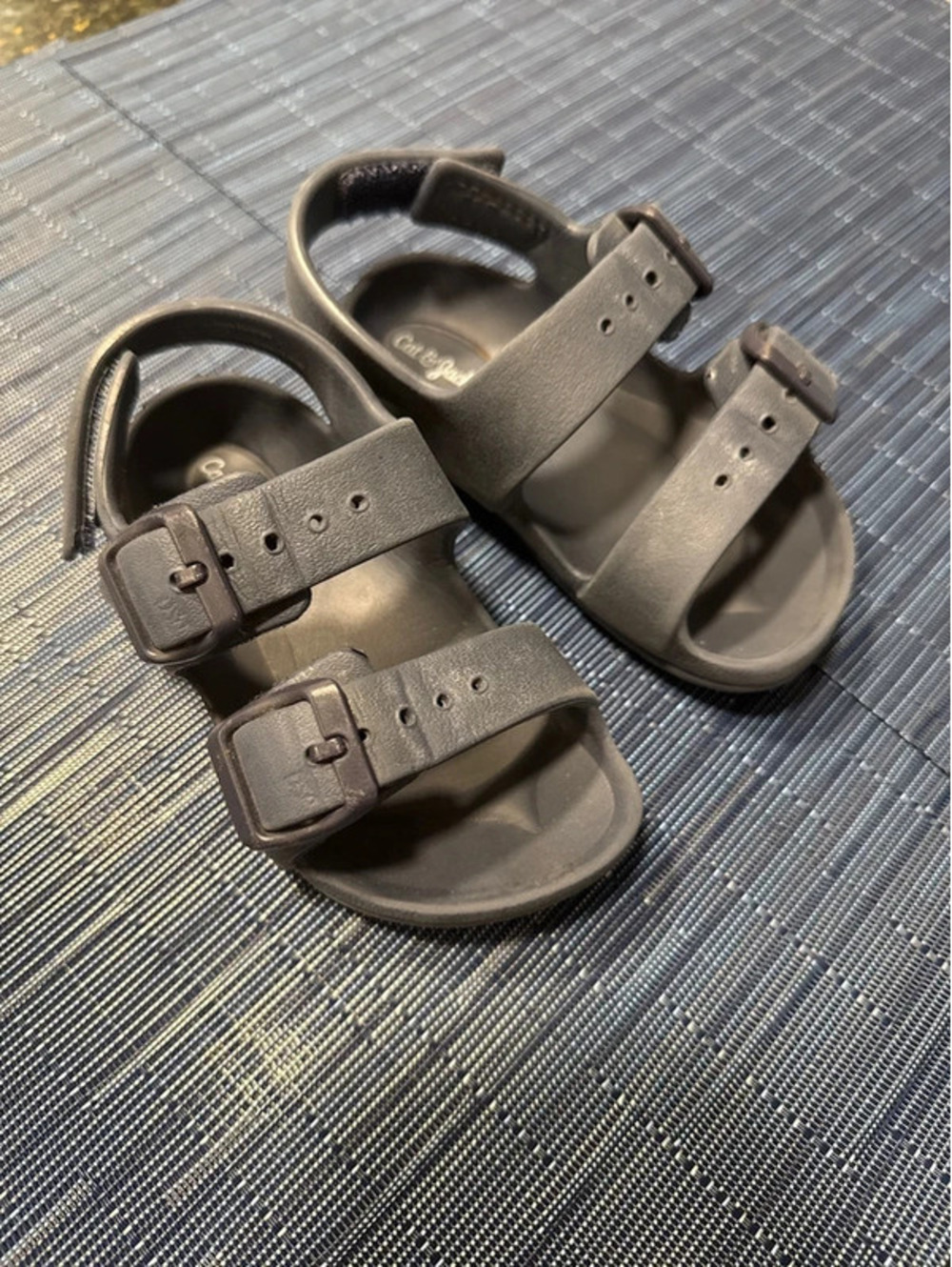 Cat and Jack size 6 sandals